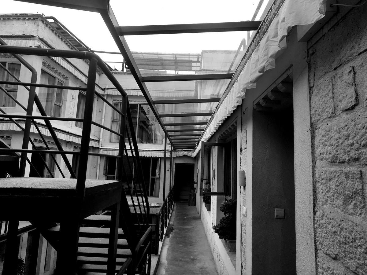 Fengma Feiyang Hostel Lhasa Exterior photo